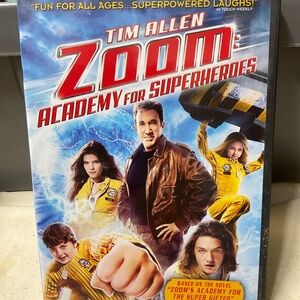 DVD - Tim Allen’s ZOOM: Academ for Superheroes. V149